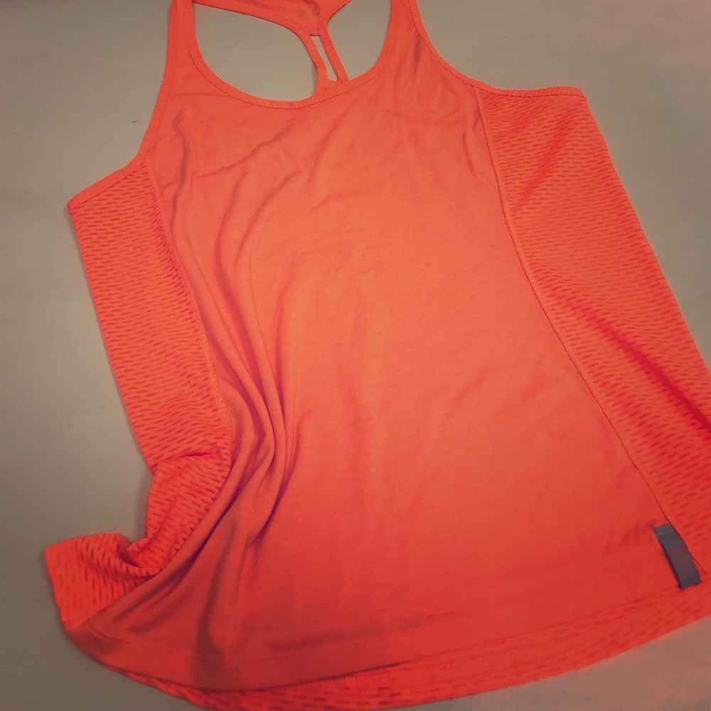Under Armour medium tank top